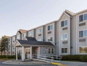 Baymont Inn & Suites By Wyndham Anchorage Airport Екстер'єр фото