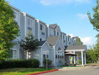 Baymont Inn & Suites By Wyndham Anchorage Airport Екстер'єр фото